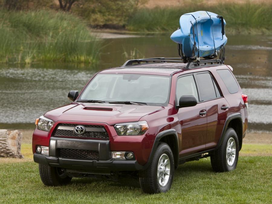  Toyota 4Runner Trail 2009 года  (фото 23 из 30)